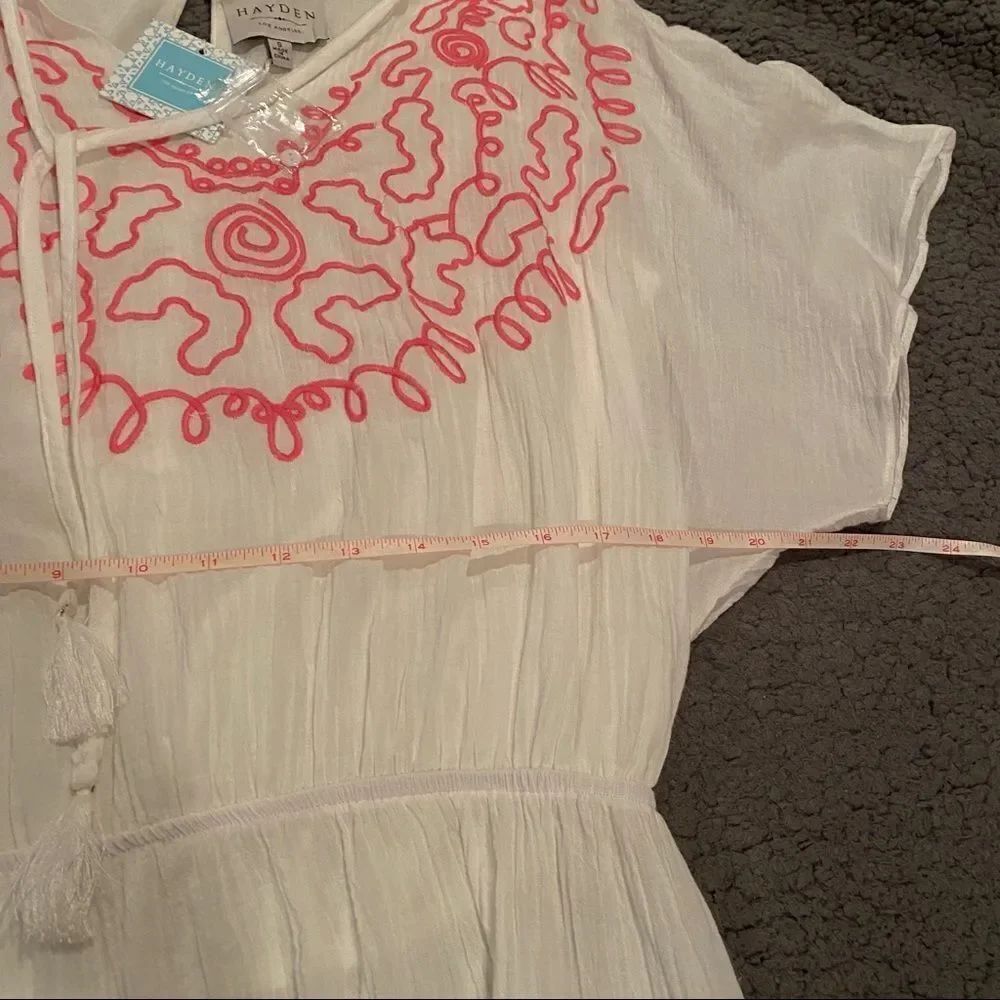 Hayden Embroidered Top - Picture 8 of 11